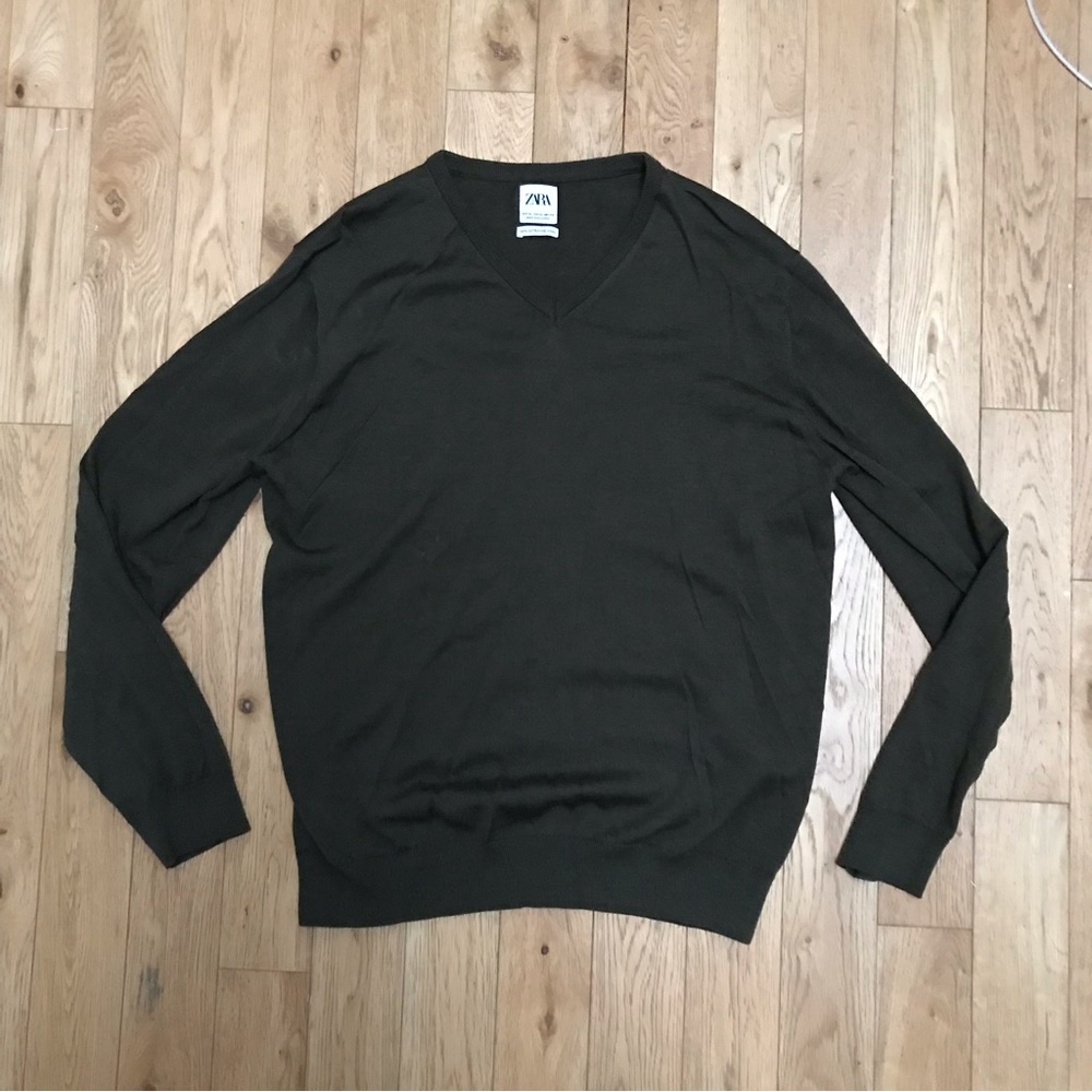 Zara man merino wool v neck sweater size XL